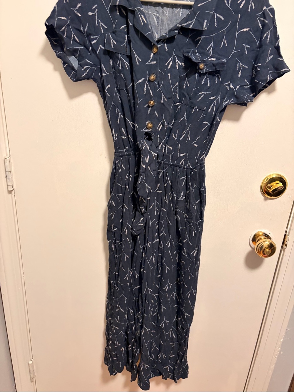 Universal Thread Navy Blue Button-Front Jumpsuit with White Leaf Print